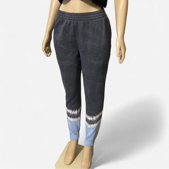 PINK Victoria's Secret Gray and Blue Joggers with Tapered Ankle - Picture 2 of 4